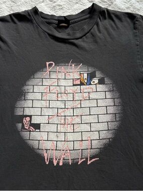 Vintage Black womens Pink Floyd The Wall Graphic Tee medium